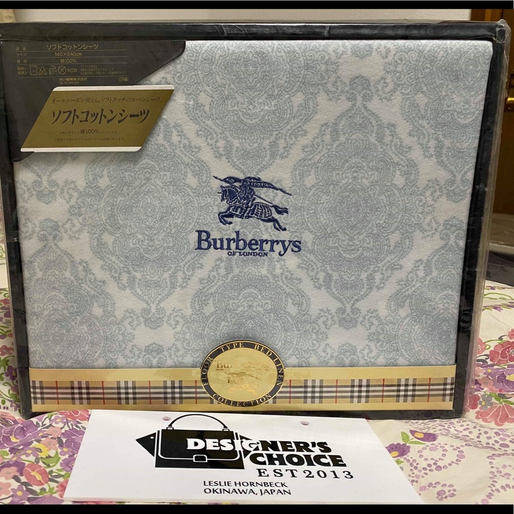 Authentic UNUSED Burberry Blanket